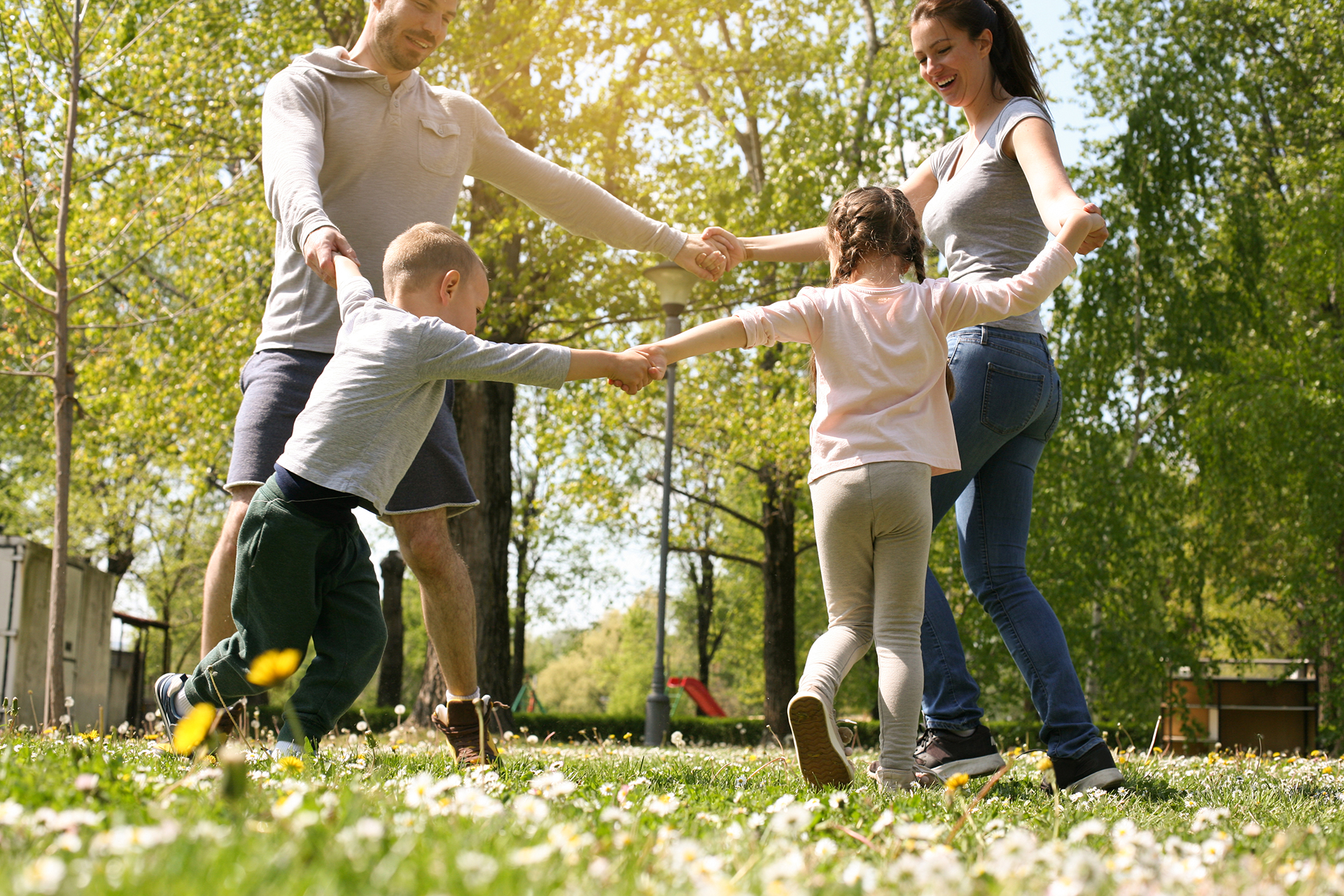 Lasst Raum zwischen Euch,© iStock-Liderina